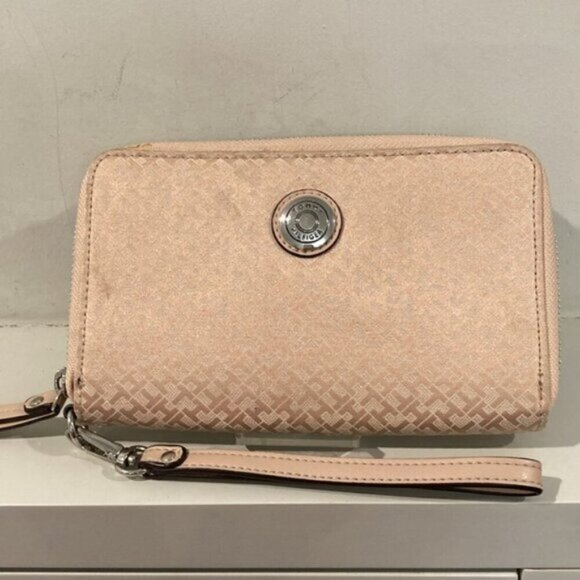 Tommy Hilfiger Pink MONOGRAM Zip around Canvas Wallet - Picture 4 of 11